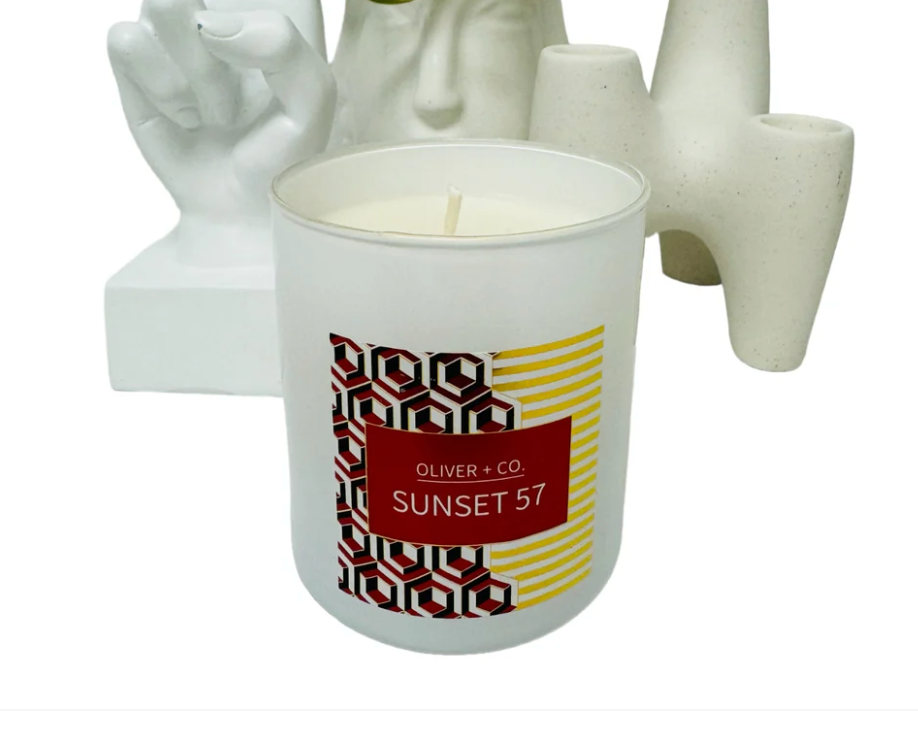 Oliver Fragrance Co. Signature Candle ( Sunset 57 )