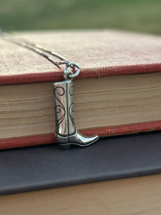 16” Vintage Sterling Silver Boot Necklace - TGBJ