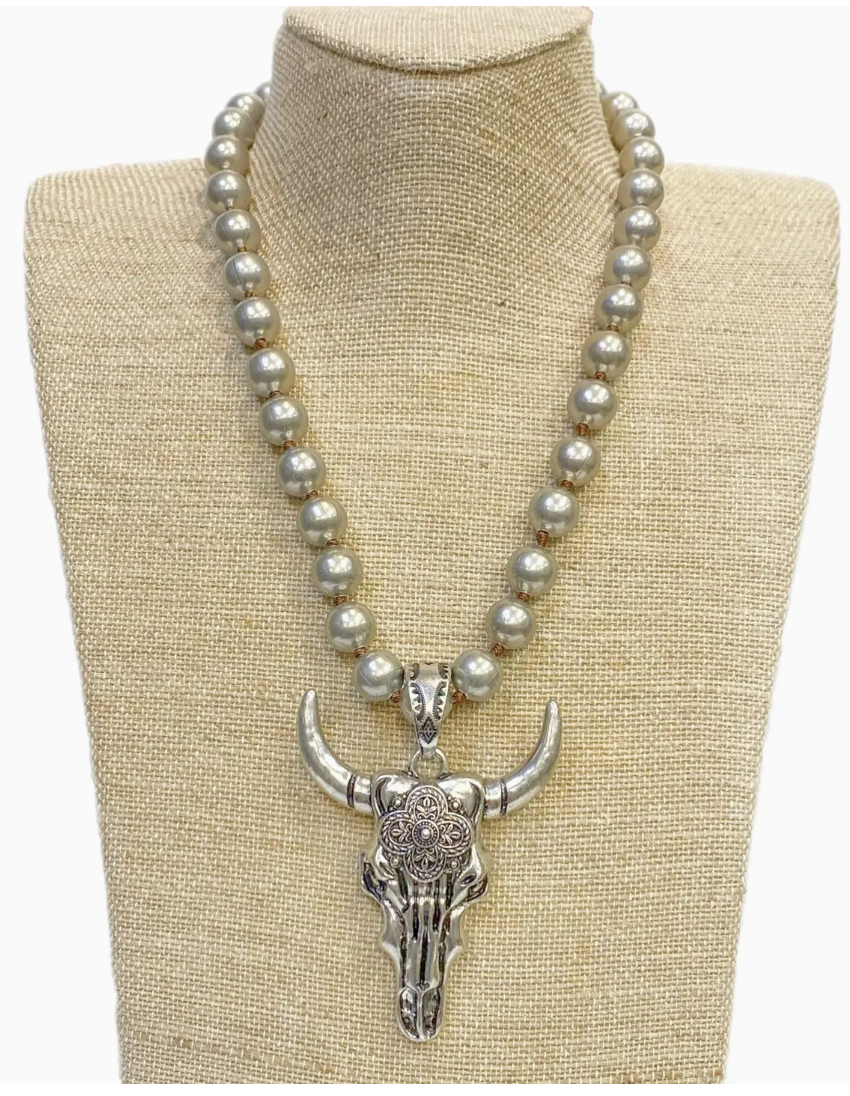 Long Horn Skull Pendant On Faux Navajo Pearl Necklace