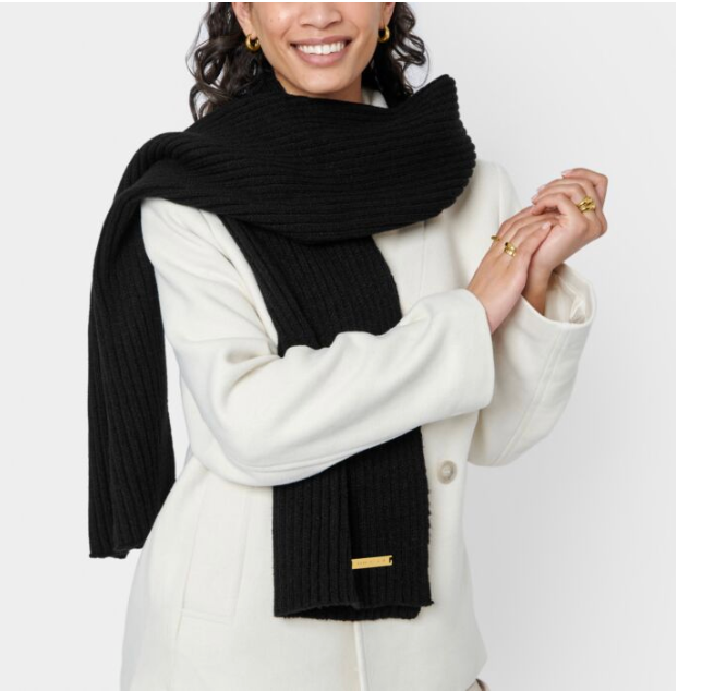 Knitted Scarf ( Black )